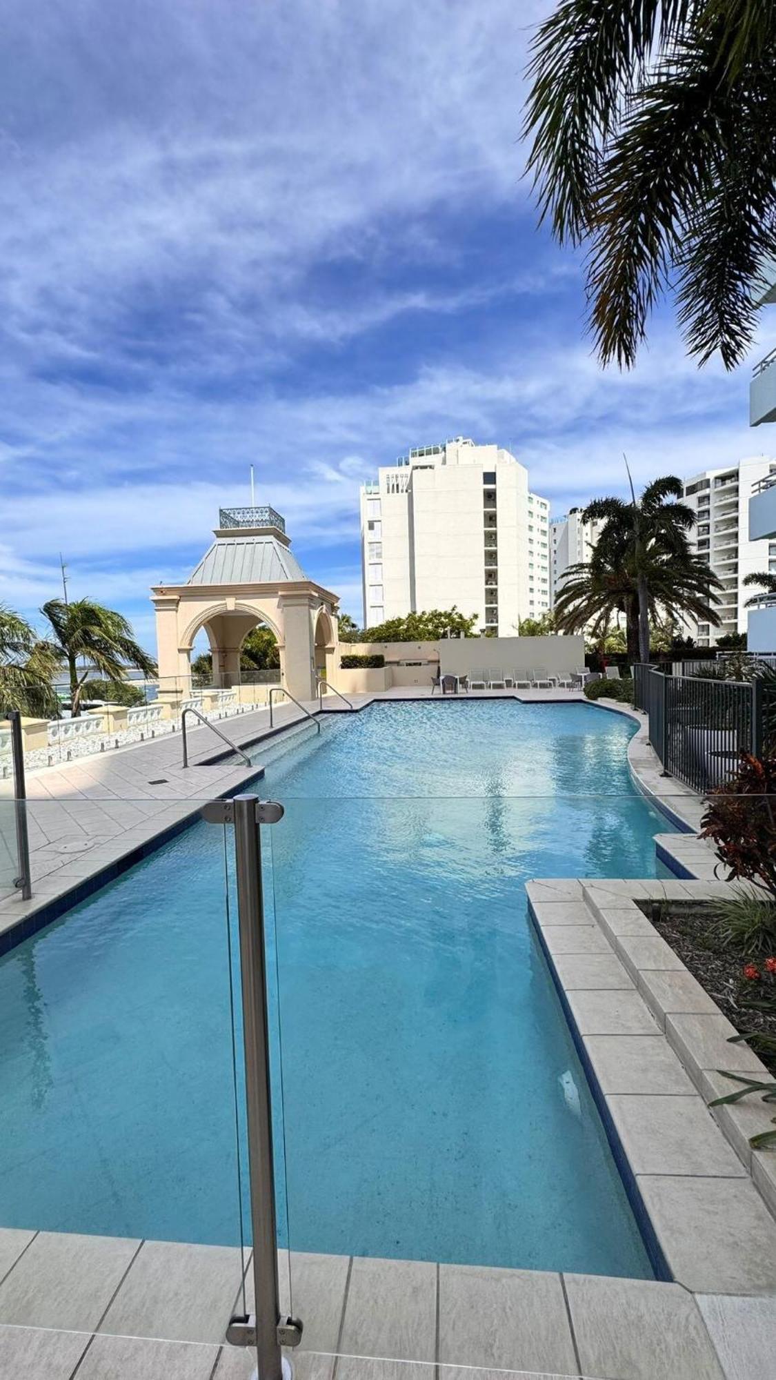 Waterfront 2br Retreat Pool Sauna * Gold Coast