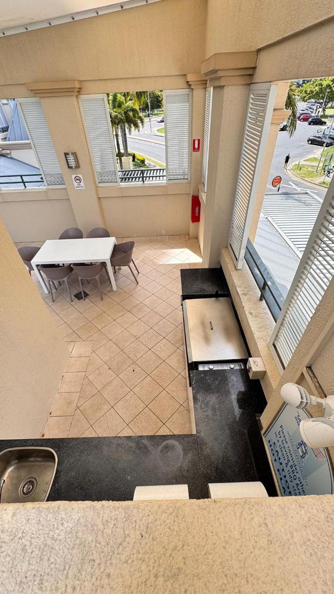 Waterfront 2br Retreat Pool Sauna Apartment *